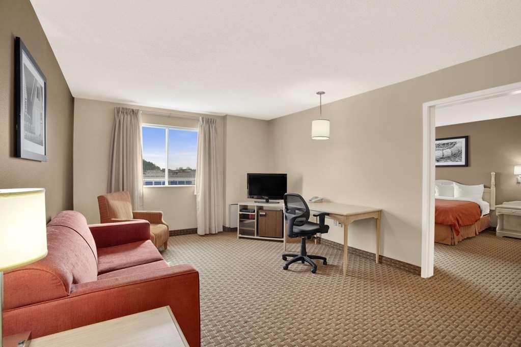 Travelodge Suites By Wyndham Saint John Quarto foto